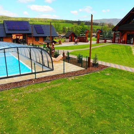 Koliba Pacho - Zrub Zuzka Дом отдыха Прьевидза