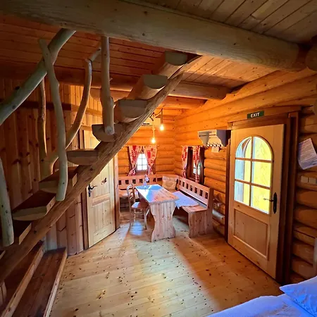 Holiday home Koliba Pacho - Zrub Zuzka Prievidza