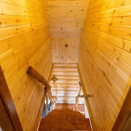 Koliba Pacho - Zrub Zuzka Prievidza